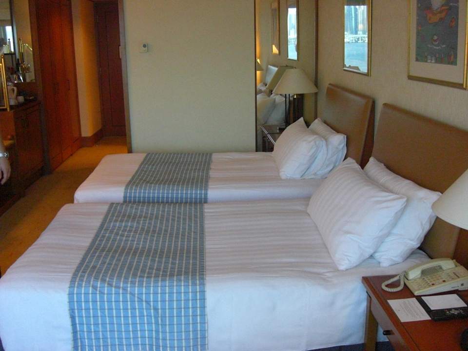 2 Queensize Betten Harbour Grand Kowloon