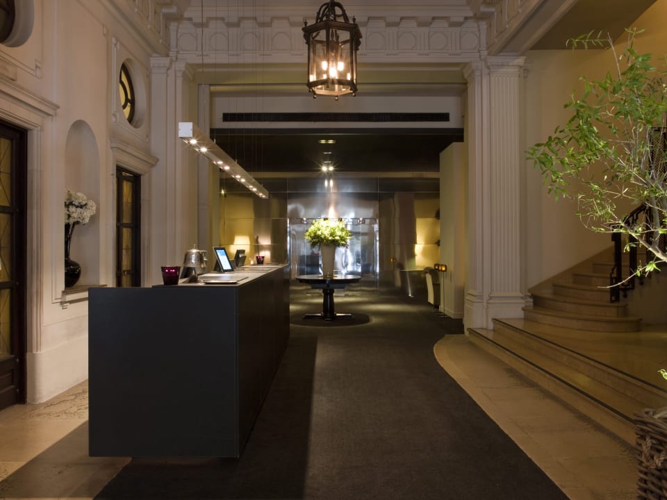 Lobby Grand Hotel Central