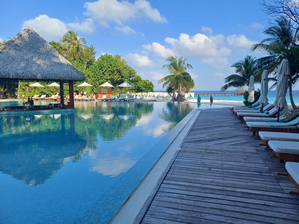 Pool Adaaran Select Meedhupparu Island Resort - Premium All Inclusive