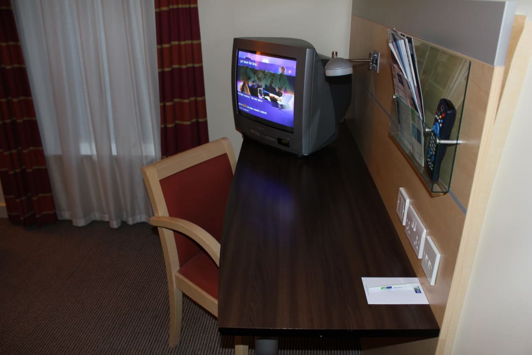 Zimmer Hotel Holiday Inn Express London Stansted Airport