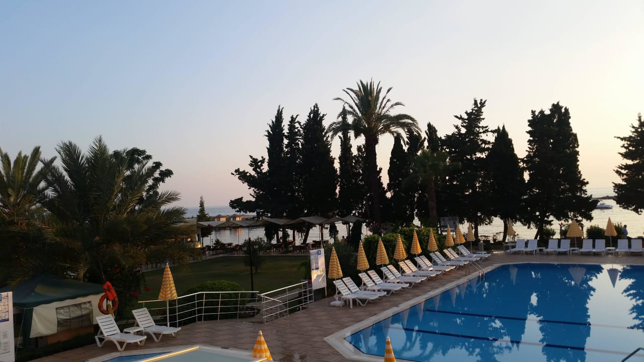 Ausblick zum Pool  Incekum Su Hotel