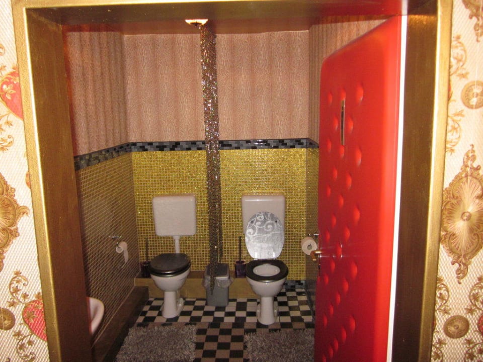 Gemeinschaftstoilette  Hostel Kiezbude