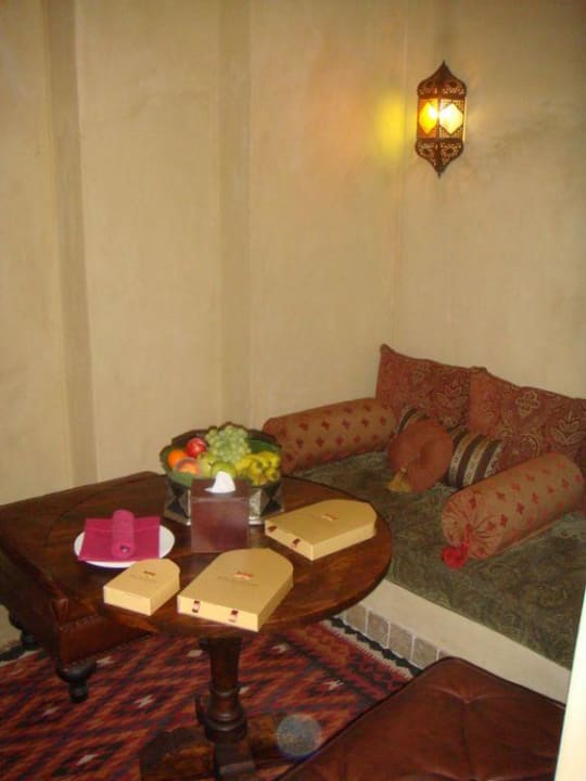 Wohnzimmer der Suite Hotel Bab Al Shams Desert Resort & Spa