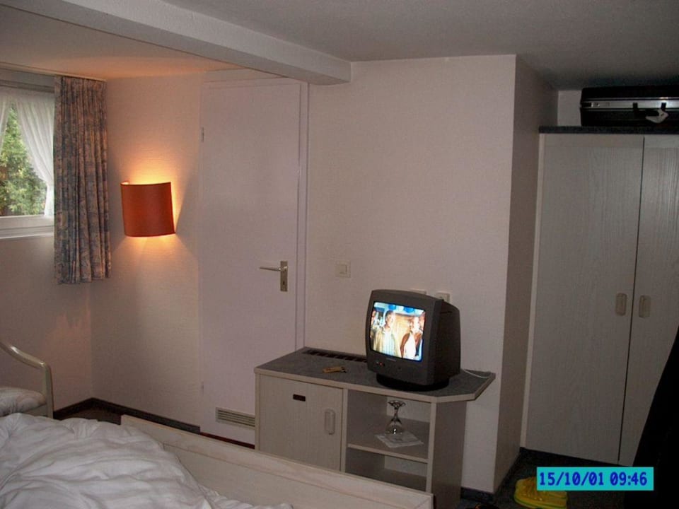 Standard-Doppelzimmer, aber nur 1 Stern wert! AKZENT Waldhotel Rheingau