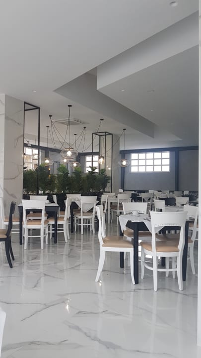 Gastro Delfina Tropic Beach