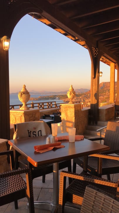 Gastro Hotel Kalithea Horizon Royal