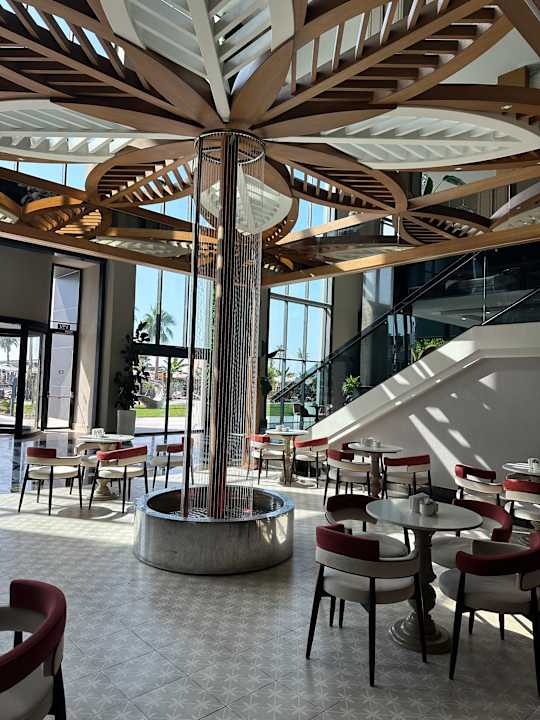 Lobby Lago Hotel