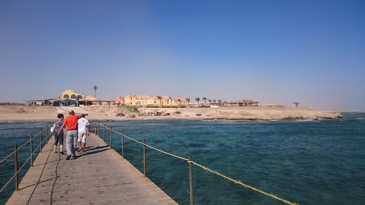 Strand Rohanou Beach Resort