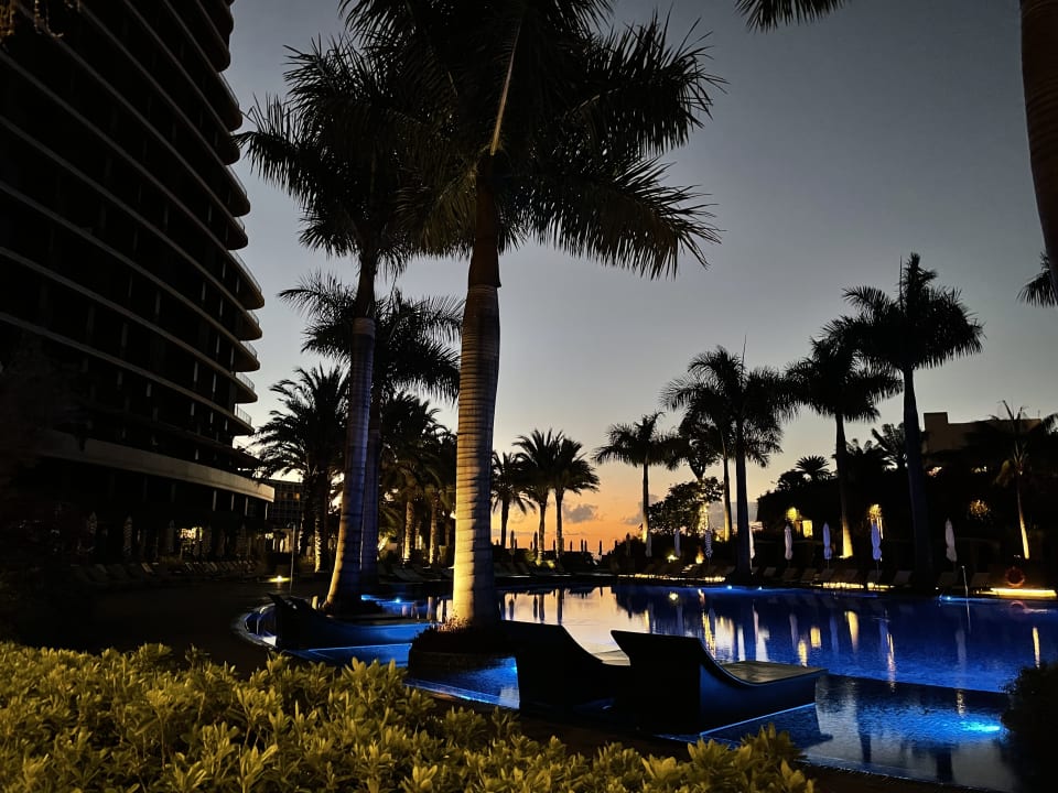 Pool Savoy Palace, The Leading Hotels of The World Savoy Signature