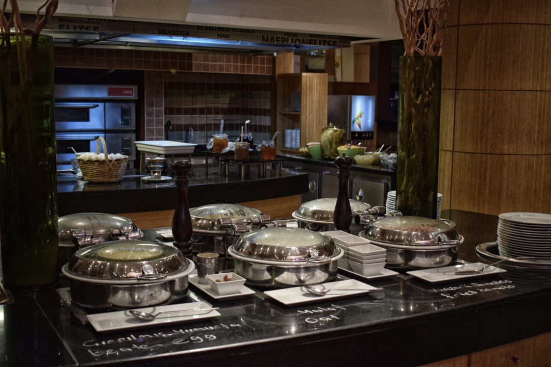 Restaurant Delta Hotels Istanbul West