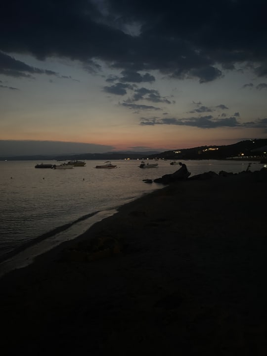 Strand Akrathos Beach Hotel