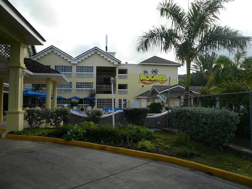 Hotel Eingang Hotel Rooms on the Beach by Superclubs