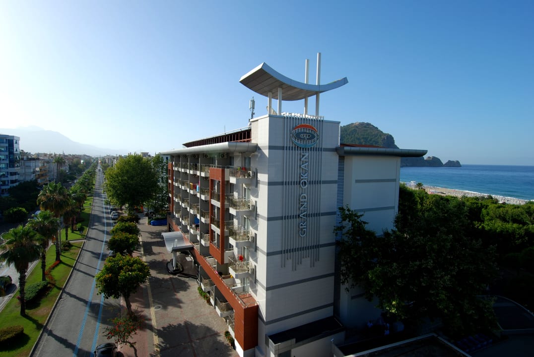 Außenansicht Hotel Grand Okan