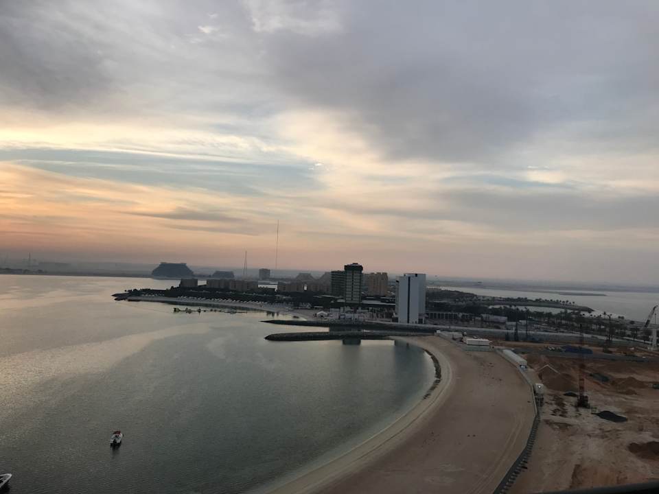 Zimmer Hampton by Hilton Marjan Island