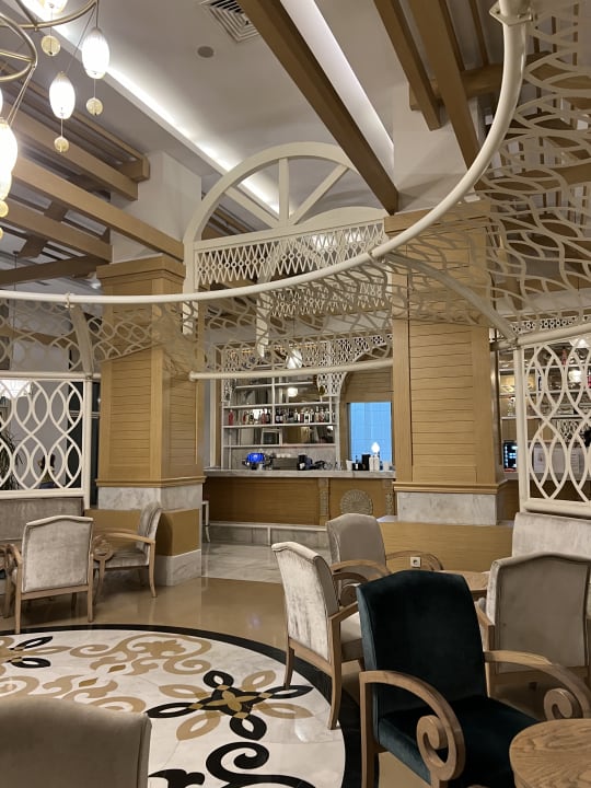 Gastro Well Palace Side