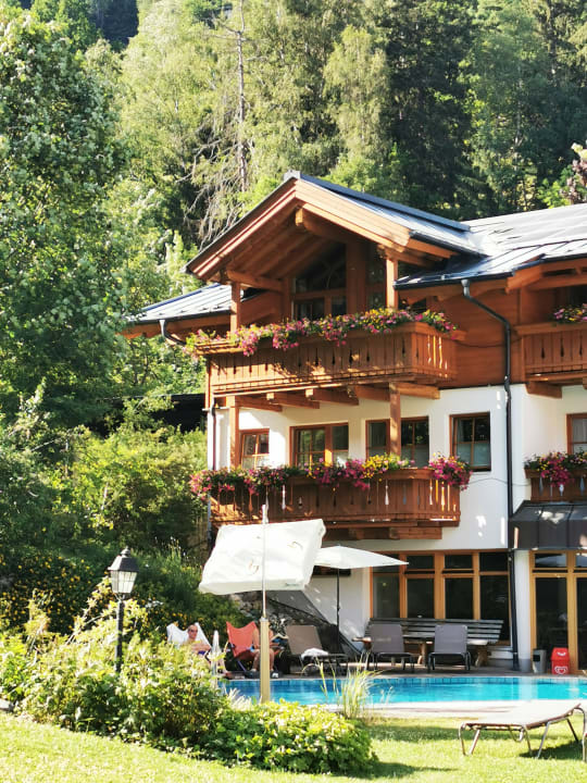 Hotel Stadt Wien, Zell am See, Austria Ski Holidays from Topflight.ie