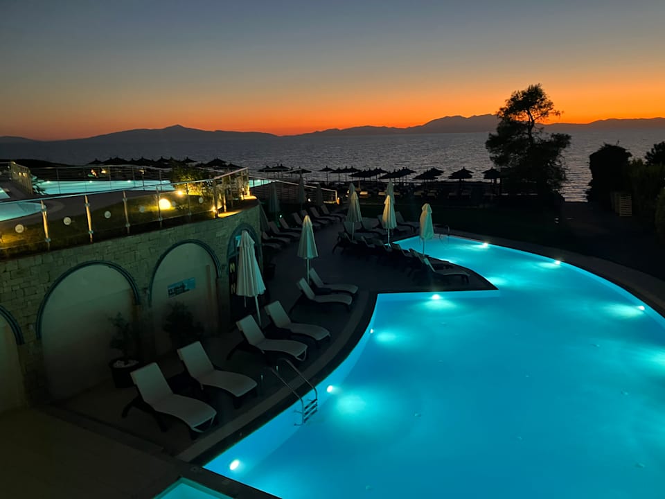 Pool Istion Club & Spa