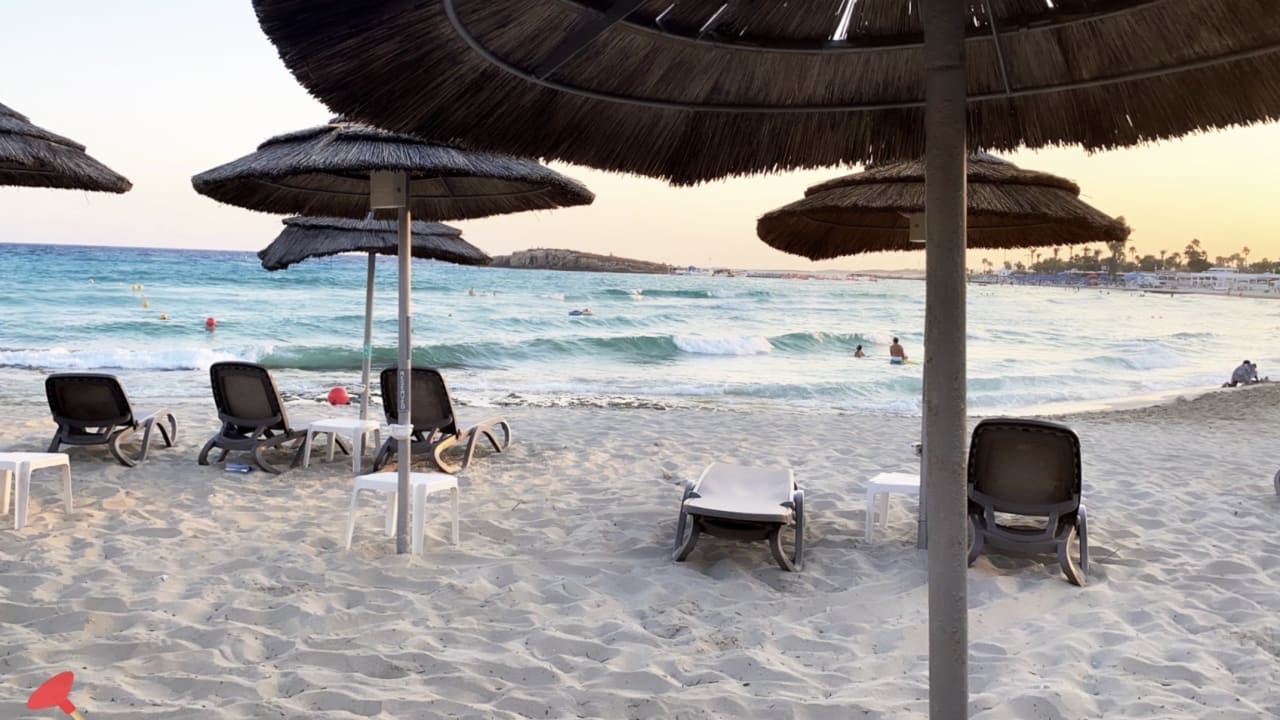 Strand Hotel Nissi Beach Resort