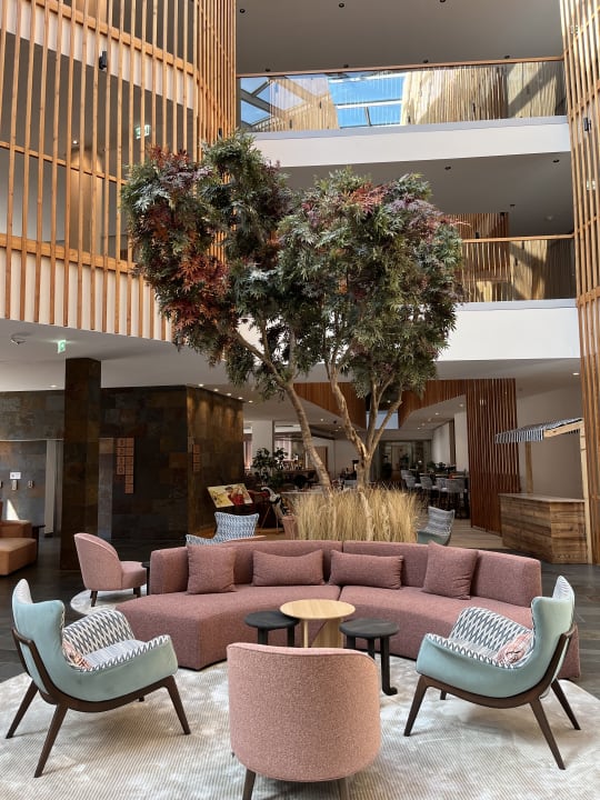 Lobby Falkensteiner Hotel & Spa Carinzia