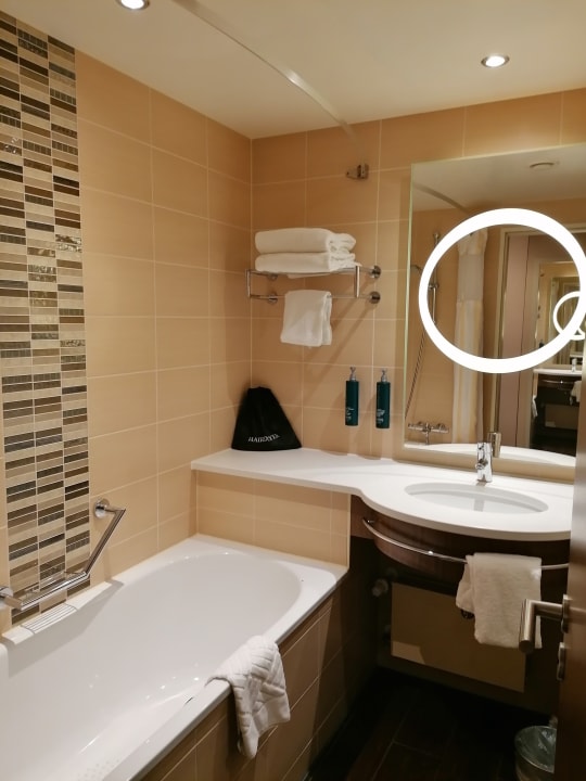 Zimmer Hilton Garden Inn Frankfurt Airport