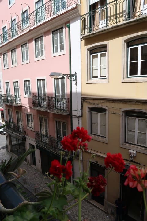 Außenansicht Martim Moniz 28 Guest House