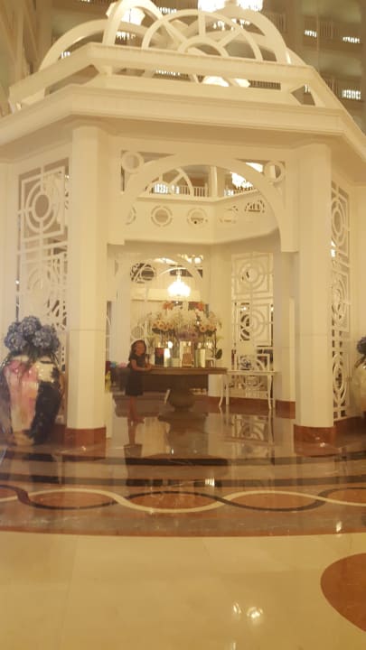 Lobby Quattro Beach Spa & Resort