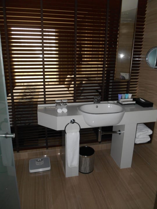 Bad The Landmark Bangkok