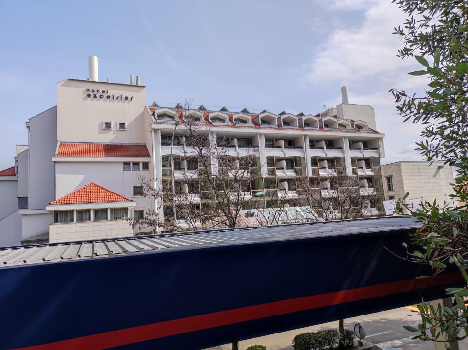 Außenansicht Hotel Excelsior - Liburnia