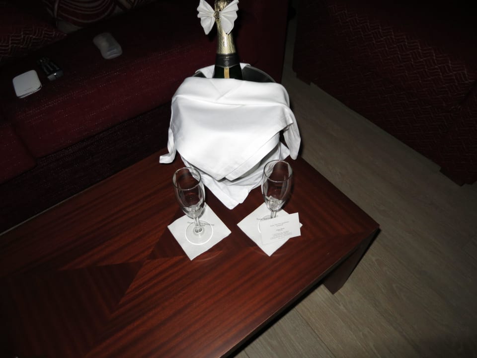 Kleine Aufmerksamkeit des Hauses... Protur Turo Pins Hotel