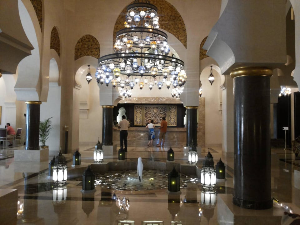 Lobby Miramar Al Aqah Beach Resort