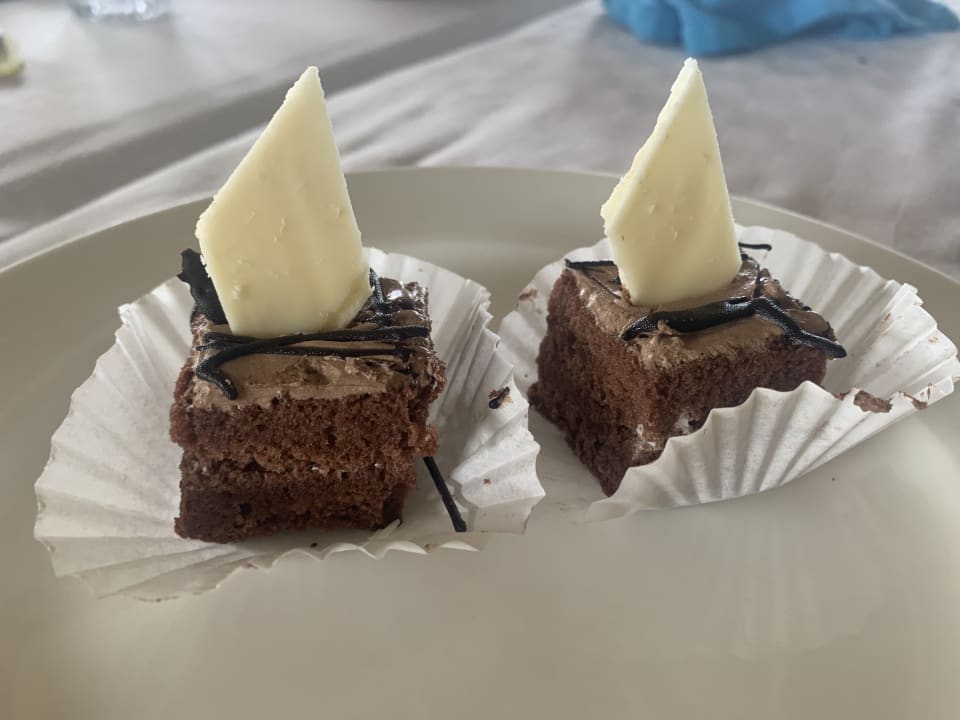 Gastro Neptune Village Beach Resort & Spa