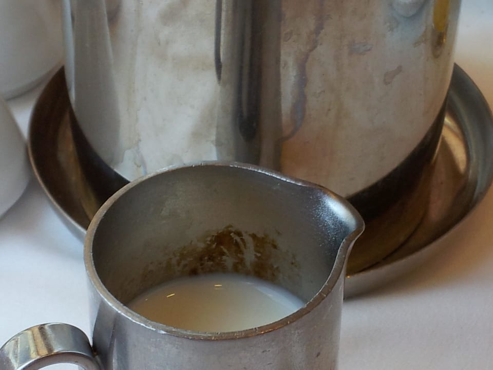 Milchtopf, da schmeckt der Kaffee Grecotel LUXME White