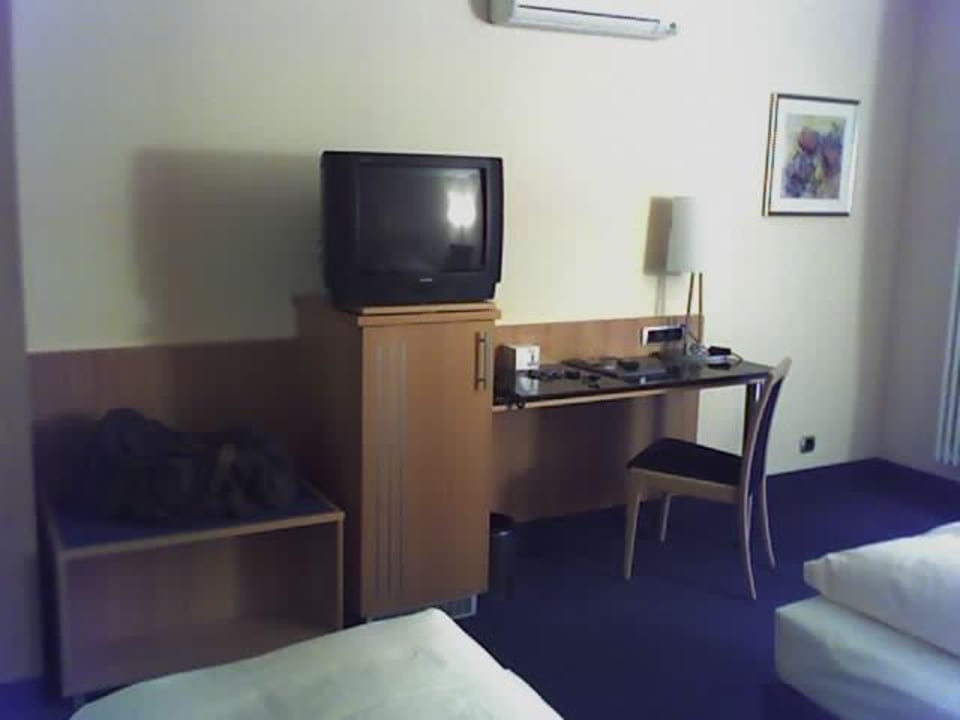 Zimmer 102 Hotel Theresientor
