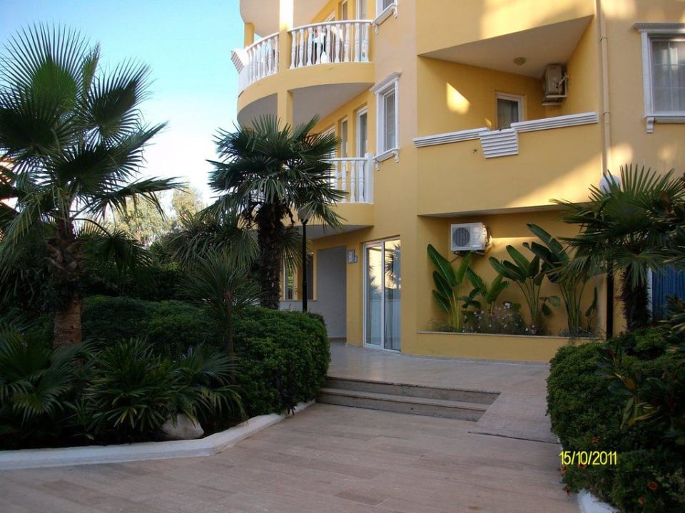 Eingang Haus B Hotel Club Paradiso