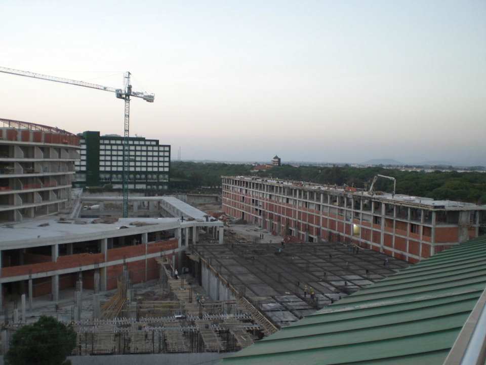 Baustelle nebenan Voyage Belek Golf & Spa