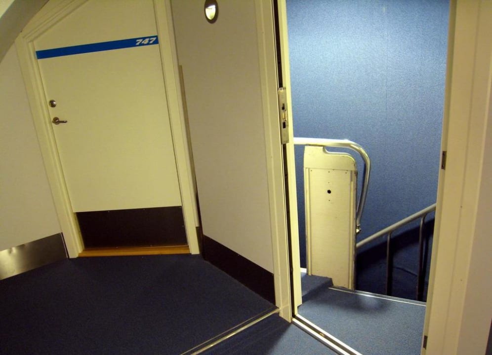 Entrance to Cockpit suite Hostel Jumbo Stay