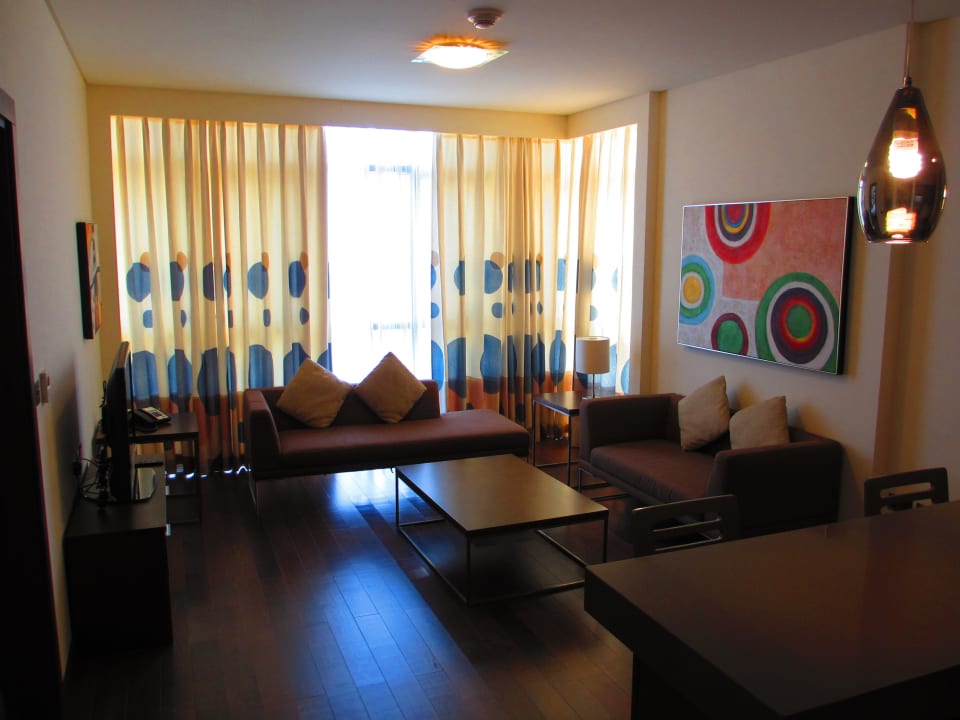 Wohnzimmer Hotel Novotel Abu Dhabi Gate