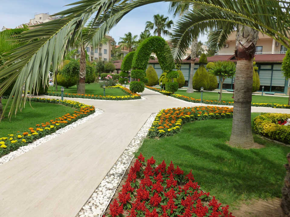 Gartenanlage Grand Seker Hotel