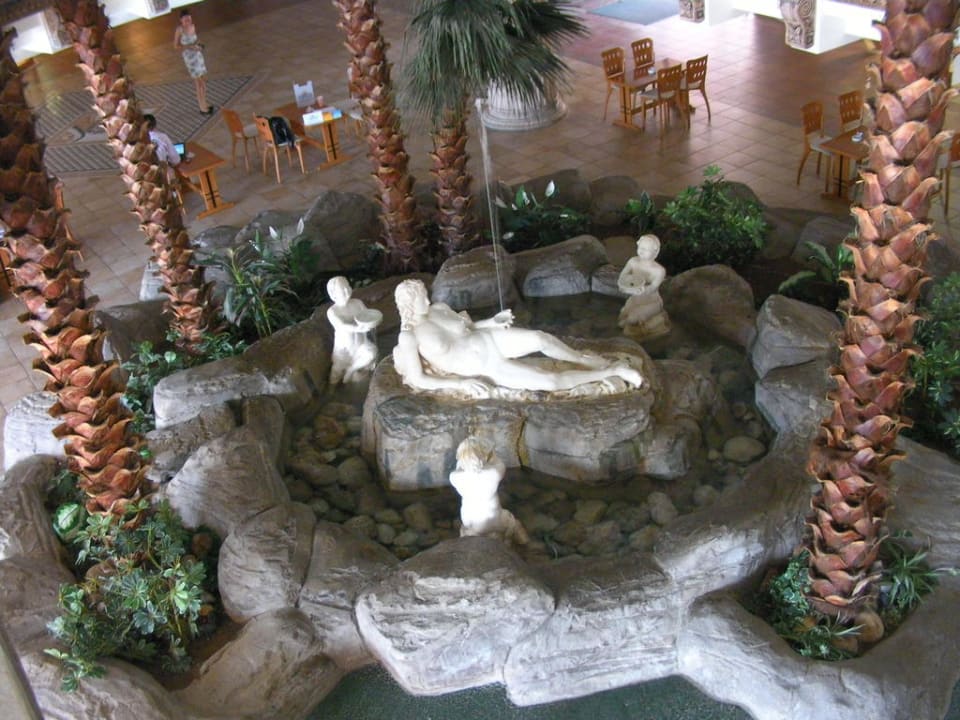 Ground floor water feature Papillon Zeugma Relaxury