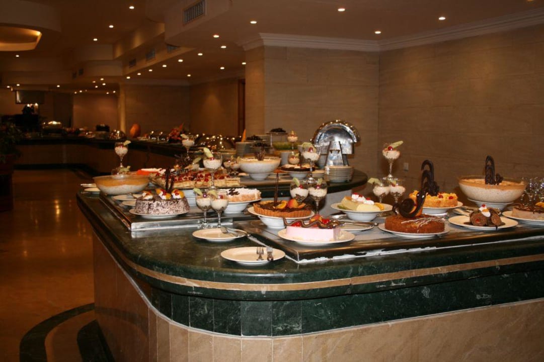 Resto Titanic Beach Spa & Aqua Park