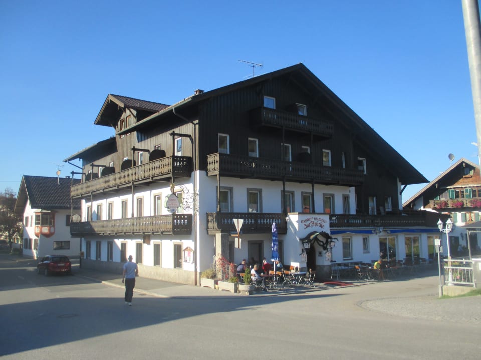 Außenansicht Gasthof zur Brücke - Eschenlohe