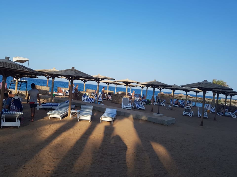 Strand Palm Beach Resort