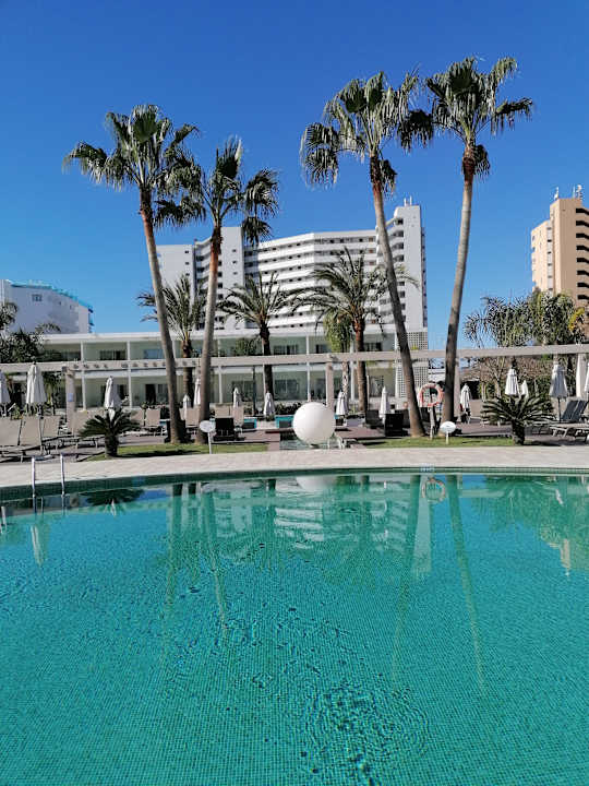 Pool BG Hotel Caballero