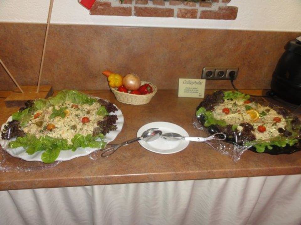 Lecker Geflügelsalat Garni Hotel - Das Alpin Kaiserzeit