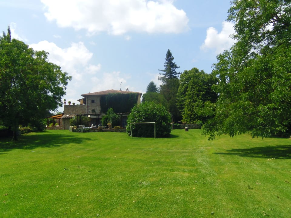 Fussballplatz Hotel Borgo San Luigi