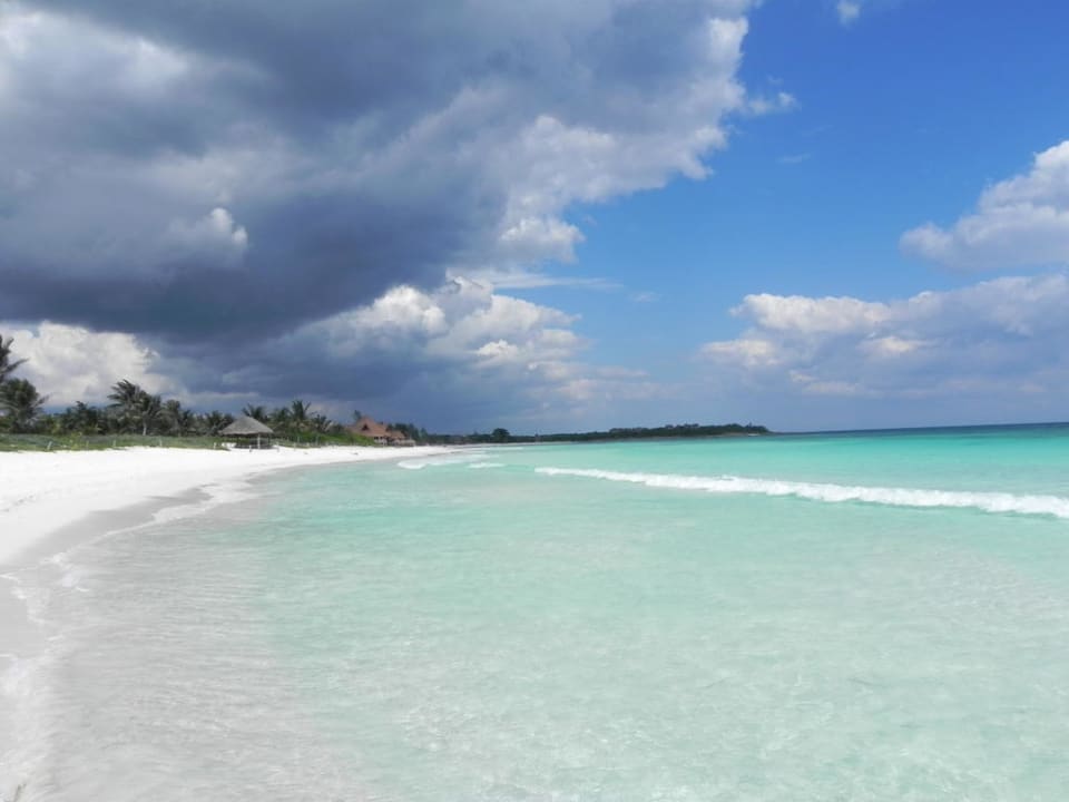 Blick nach links Catalonia Royal Tulum Beach & Spa Resort - Adults only