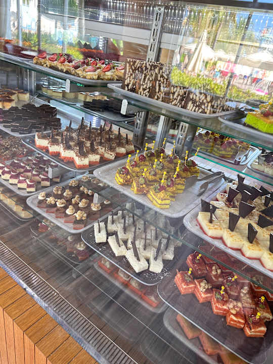 Gastro Seaden Sea Planet Resort & Spa