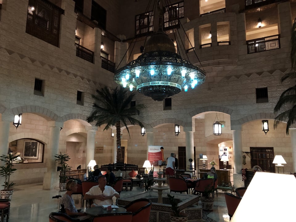 Lobby Mövenpick Resort Petra