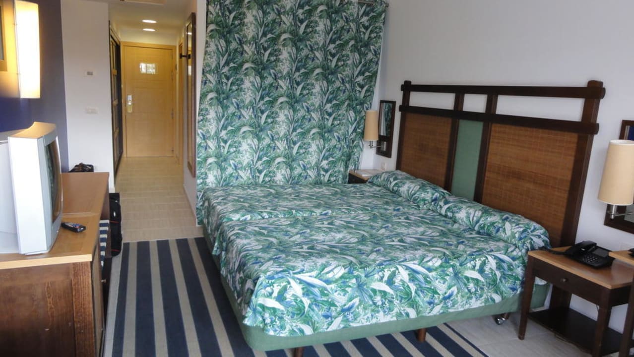 Chambre  de l'hôtel Hotel Costa Calero