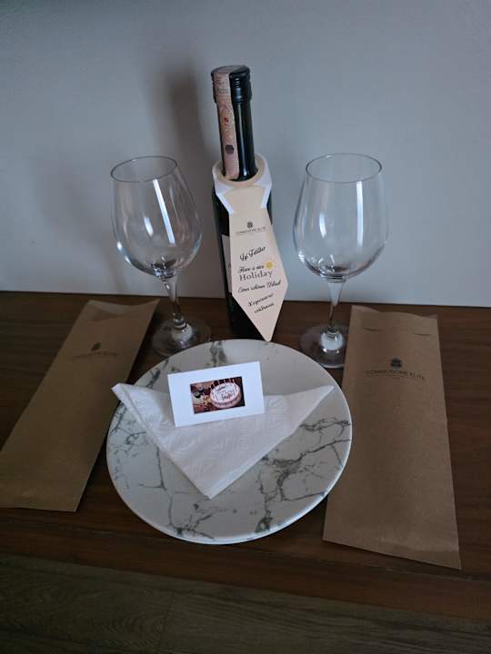 Zimmer Commodore Elite Suites & Spa - Adults only